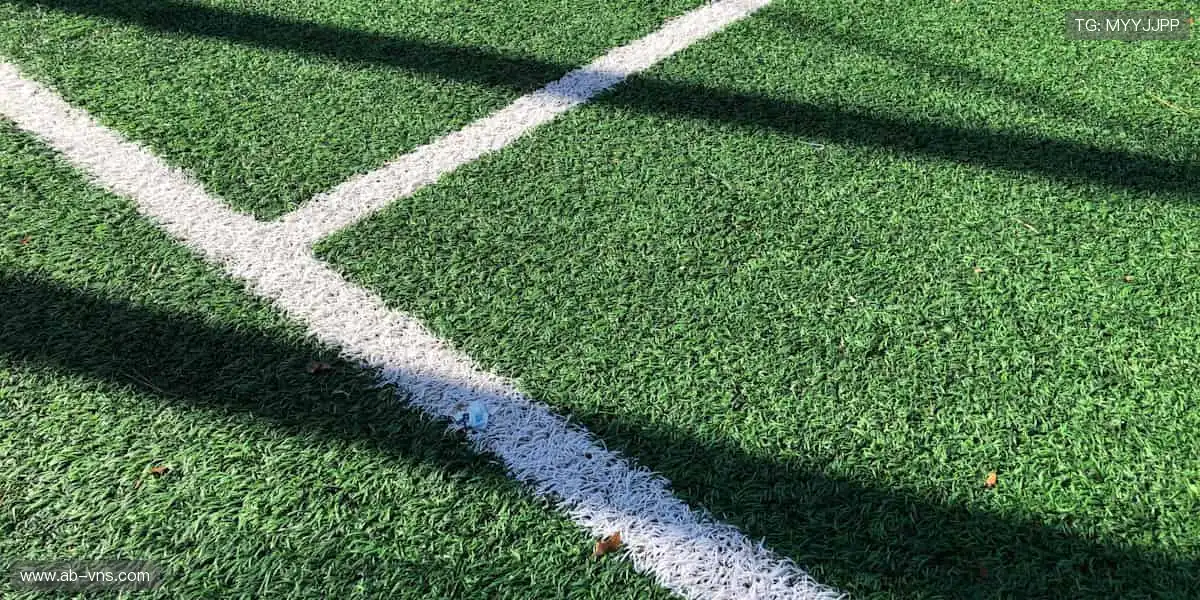 👟 个性周边，品质之选，用热爱武装你的每一次登场！